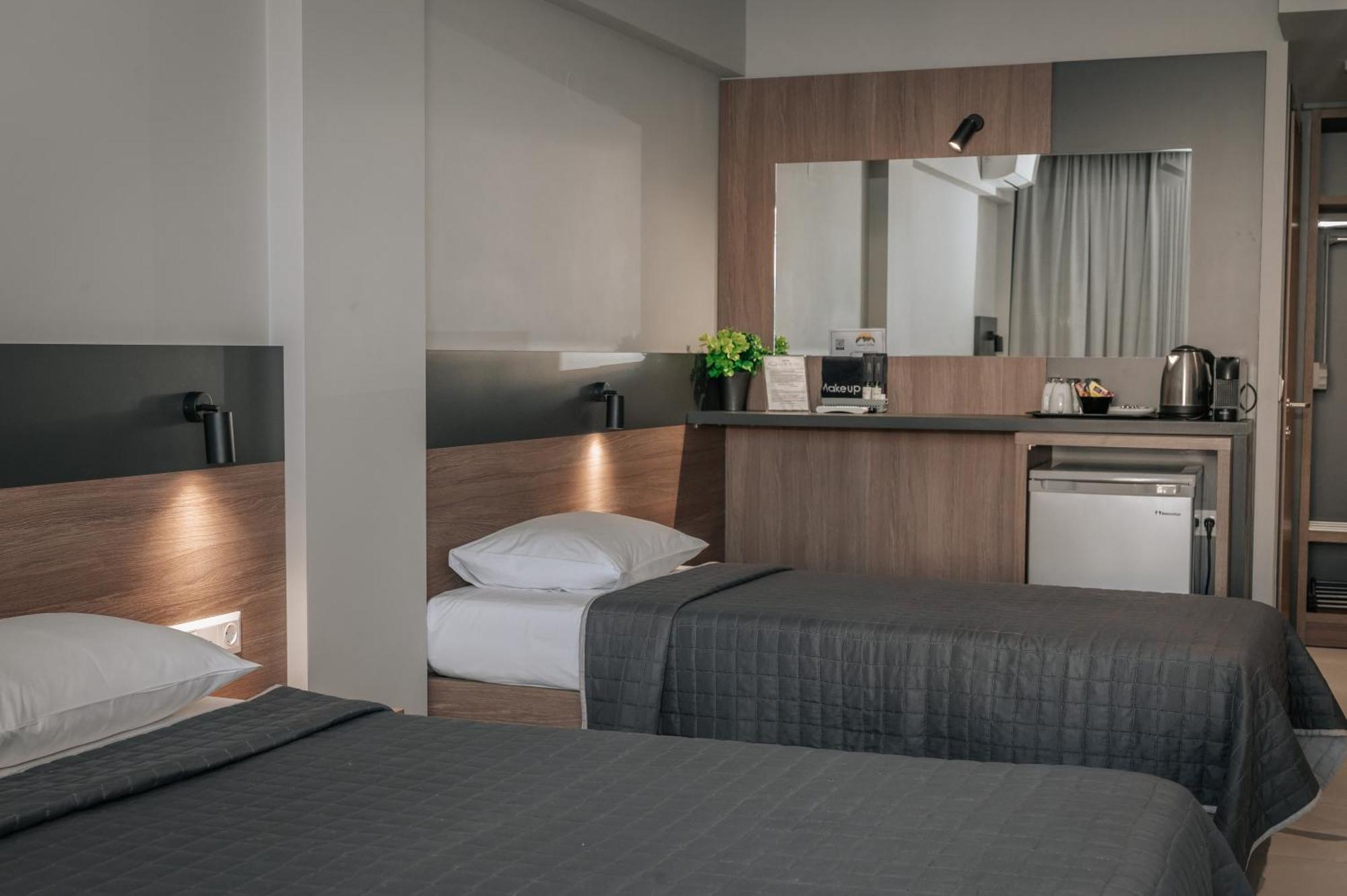 Elizabeth Queen Luxury Rooms Paralía Exterior foto