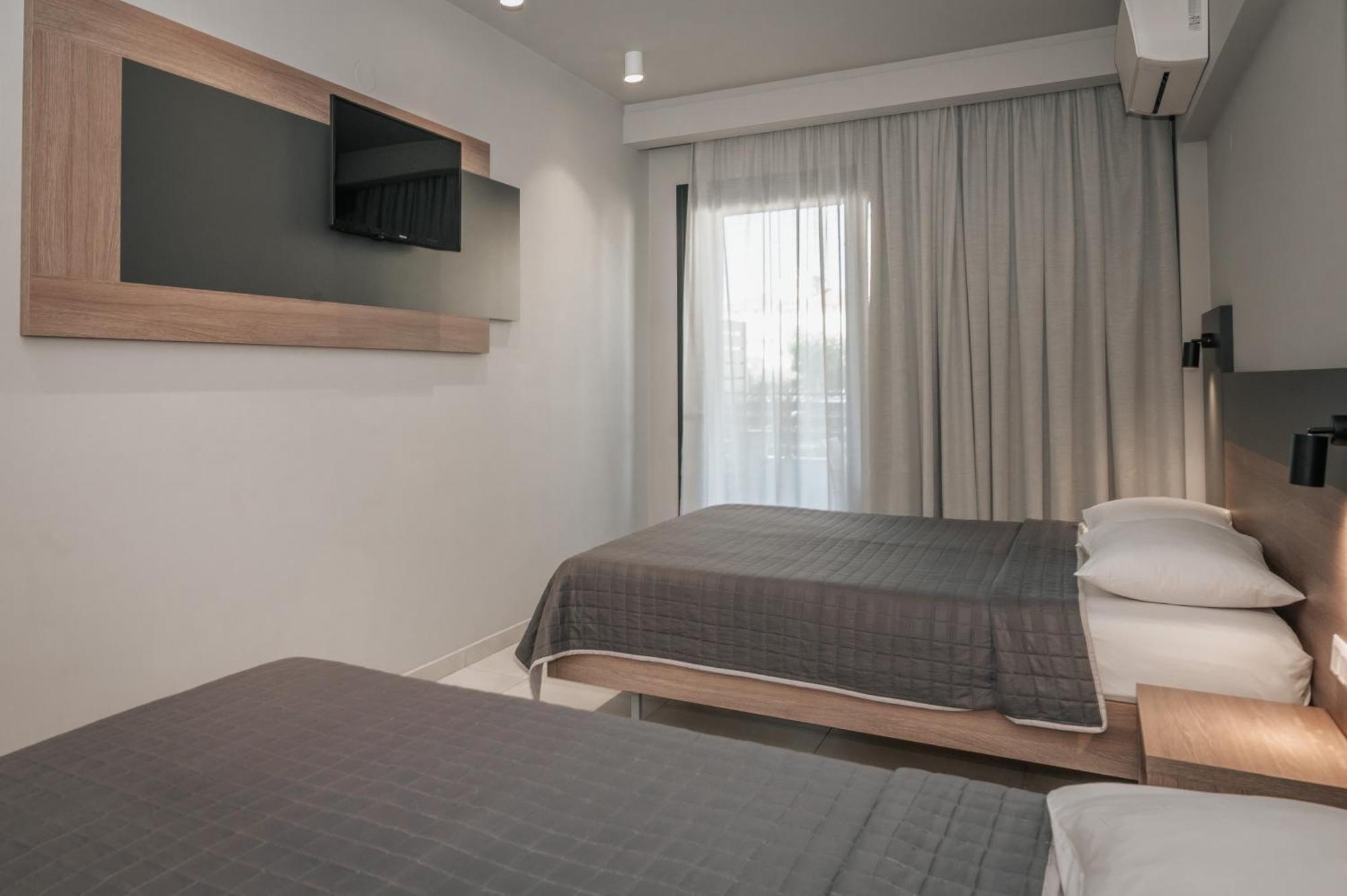Elizabeth Queen Luxury Rooms Paralía Exterior foto